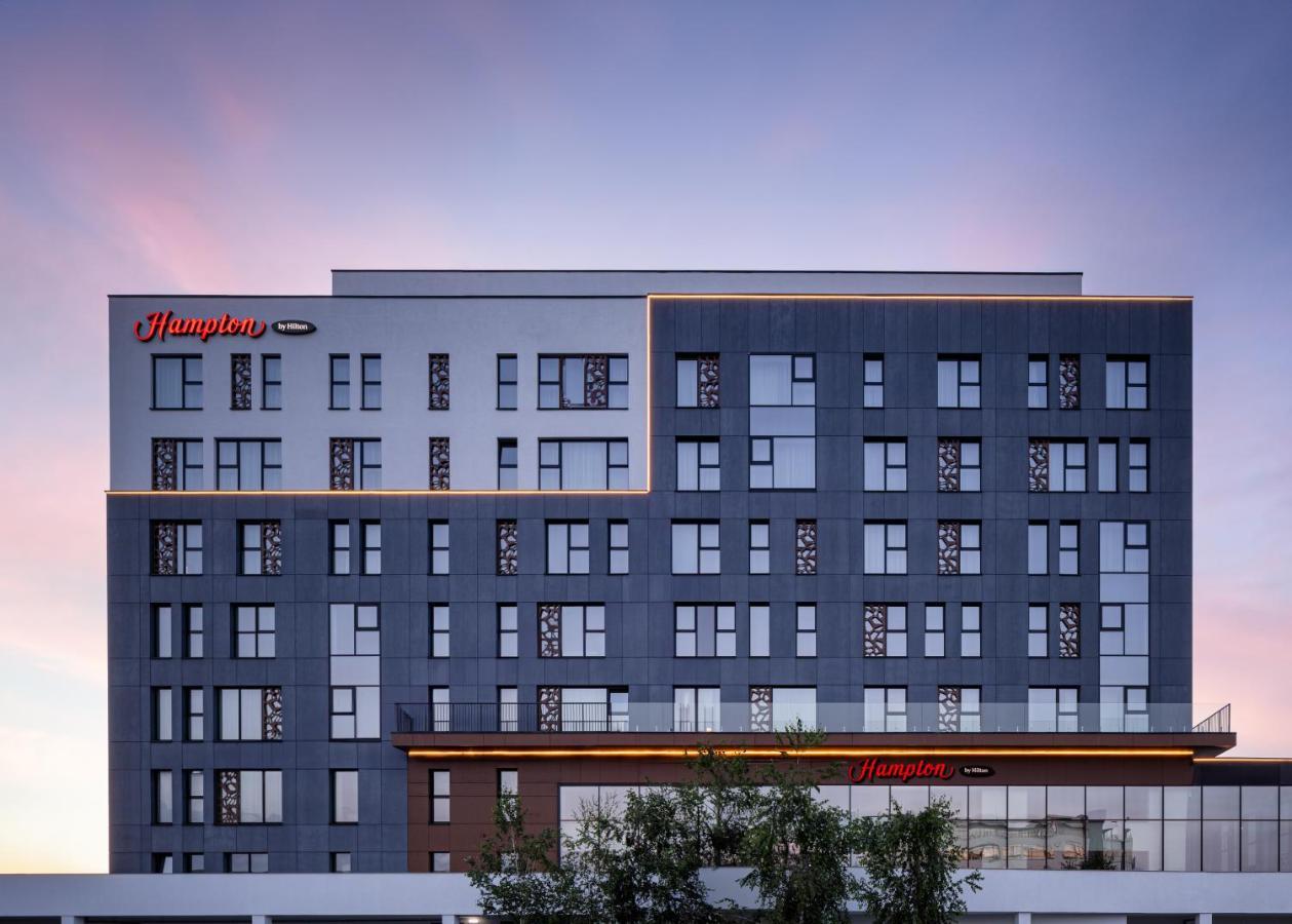 Hampton By Hilton Târgu-Mureş エクステリア 写真