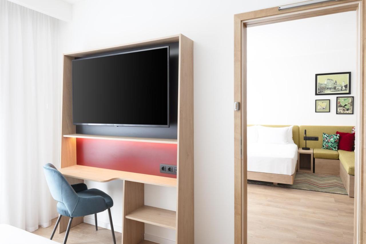 Hampton By Hilton Târgu-Mureş エクステリア 写真