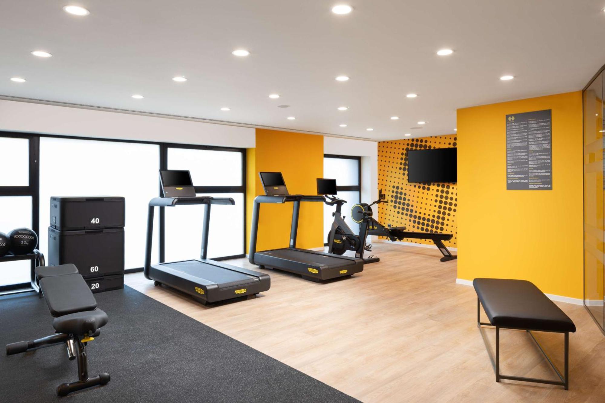 Hampton By Hilton Târgu-Mureş エクステリア 写真